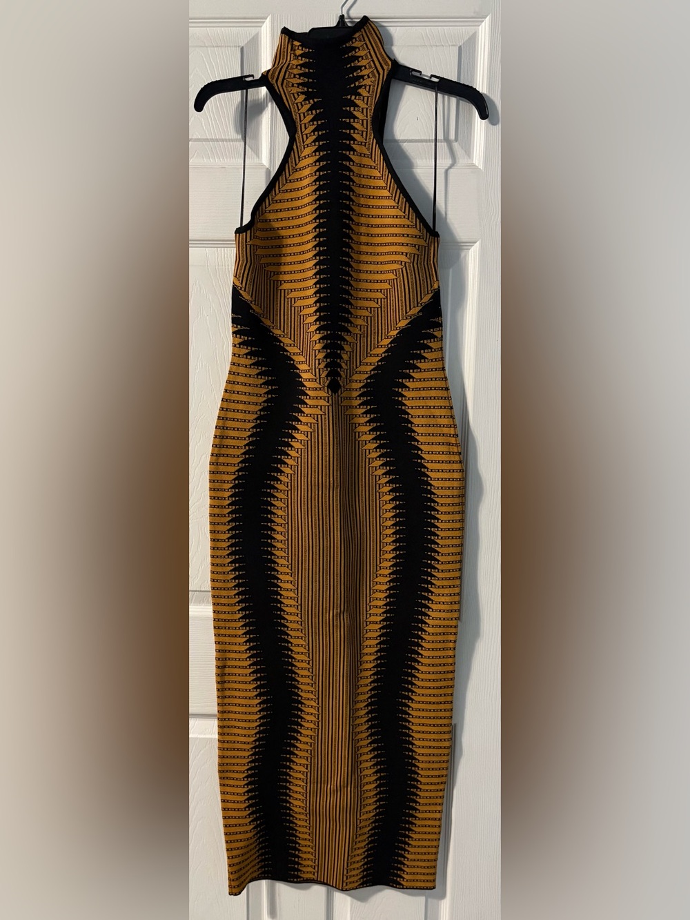 Fashion Nova Black & Mustard Halter Midi Dress SOLD OUT ONLINE‼️ - Picture 4 of 6